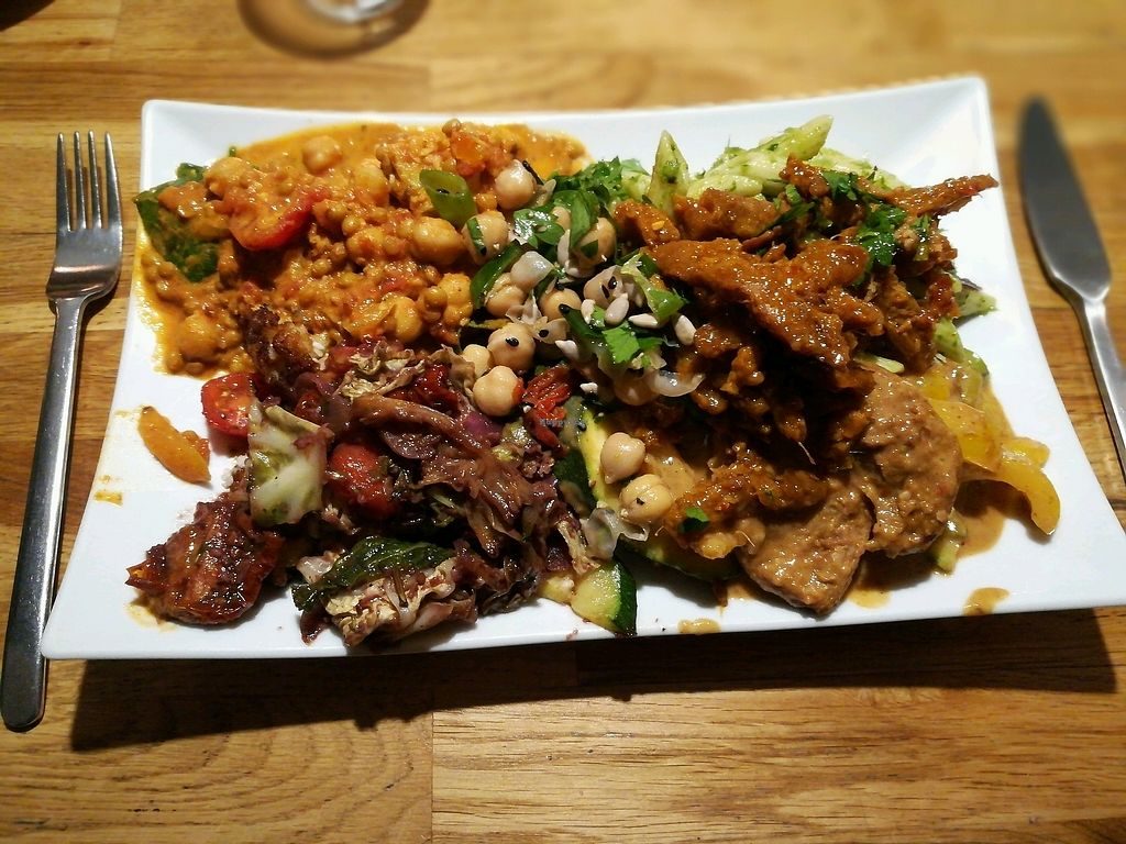 Vegan buffet at Sattgrun - vegan düsseldorf
