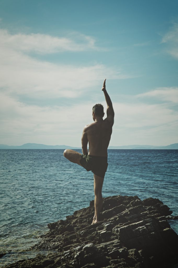 10 Hauptvorteile von Yoga für Männer