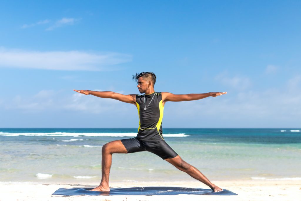 10 grote voordelen van yoga voor mannen